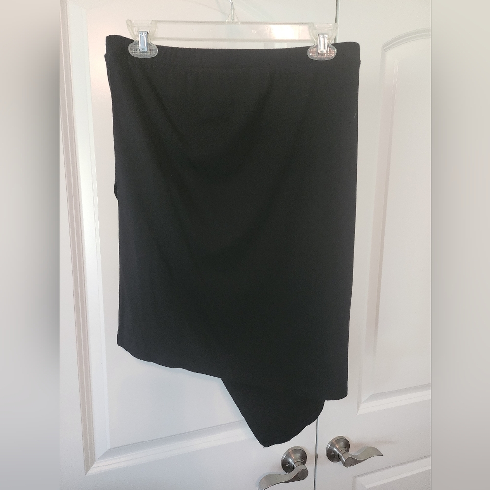 NWOT Black Asymmetrical Skirt